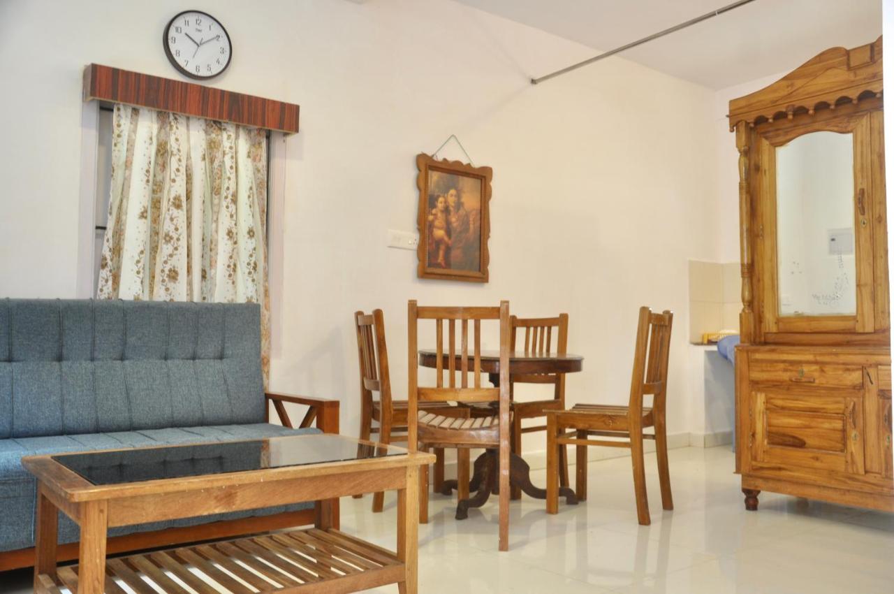 B&B Udhagamandalam - Down House 19 Ooty - TEYT HOLIDAYS - Bed and Breakfast Udhagamandalam