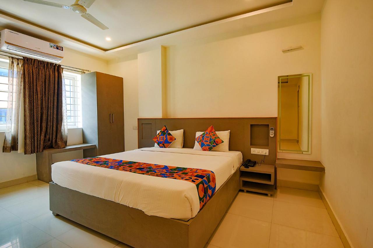 B&B Bengaluru - FabHotel Champion Gateway - Bed and Breakfast Bengaluru