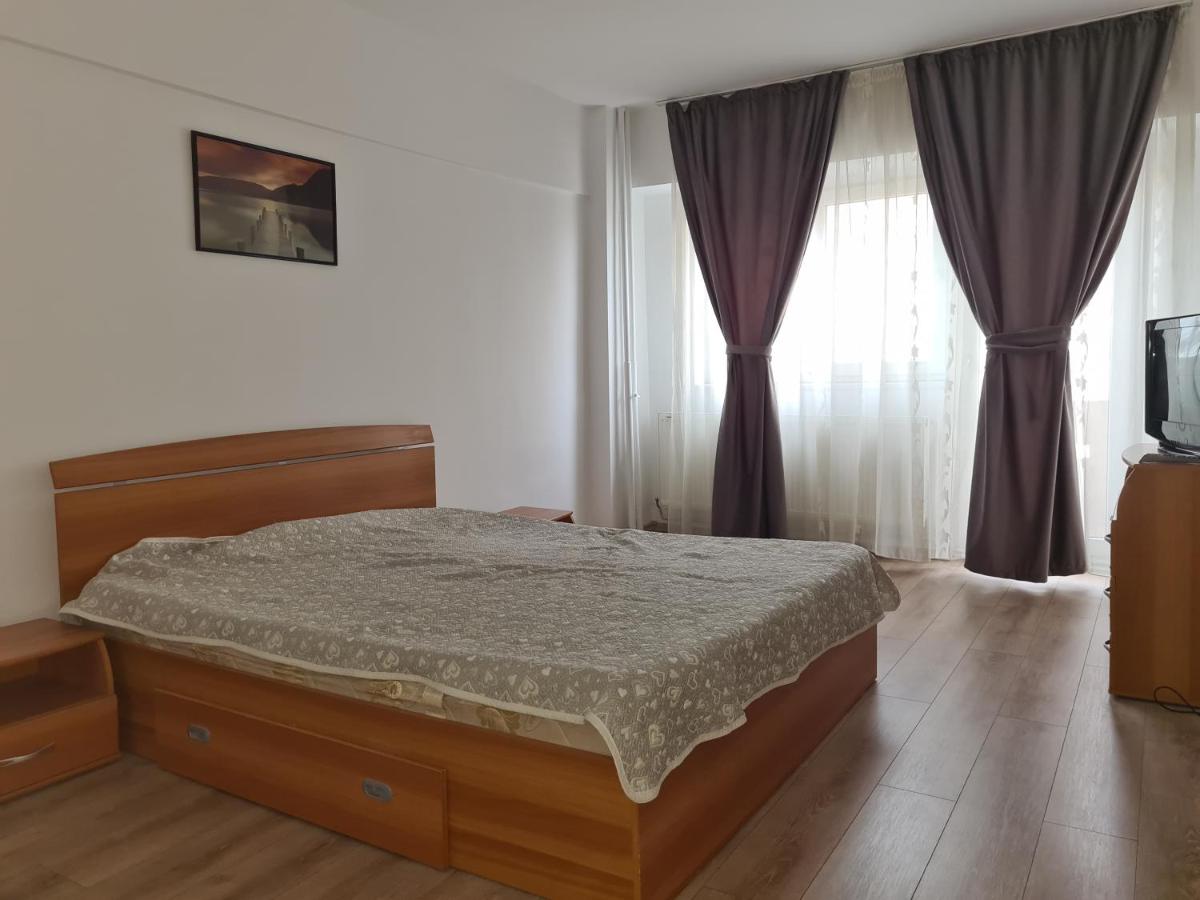 B&B Târgovişte - Apartament ANNA - Bed and Breakfast Târgovişte