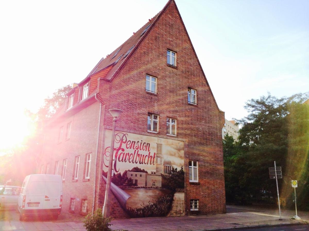 B&B Potsdam - Pension an der Havelbucht - Bed and Breakfast Potsdam