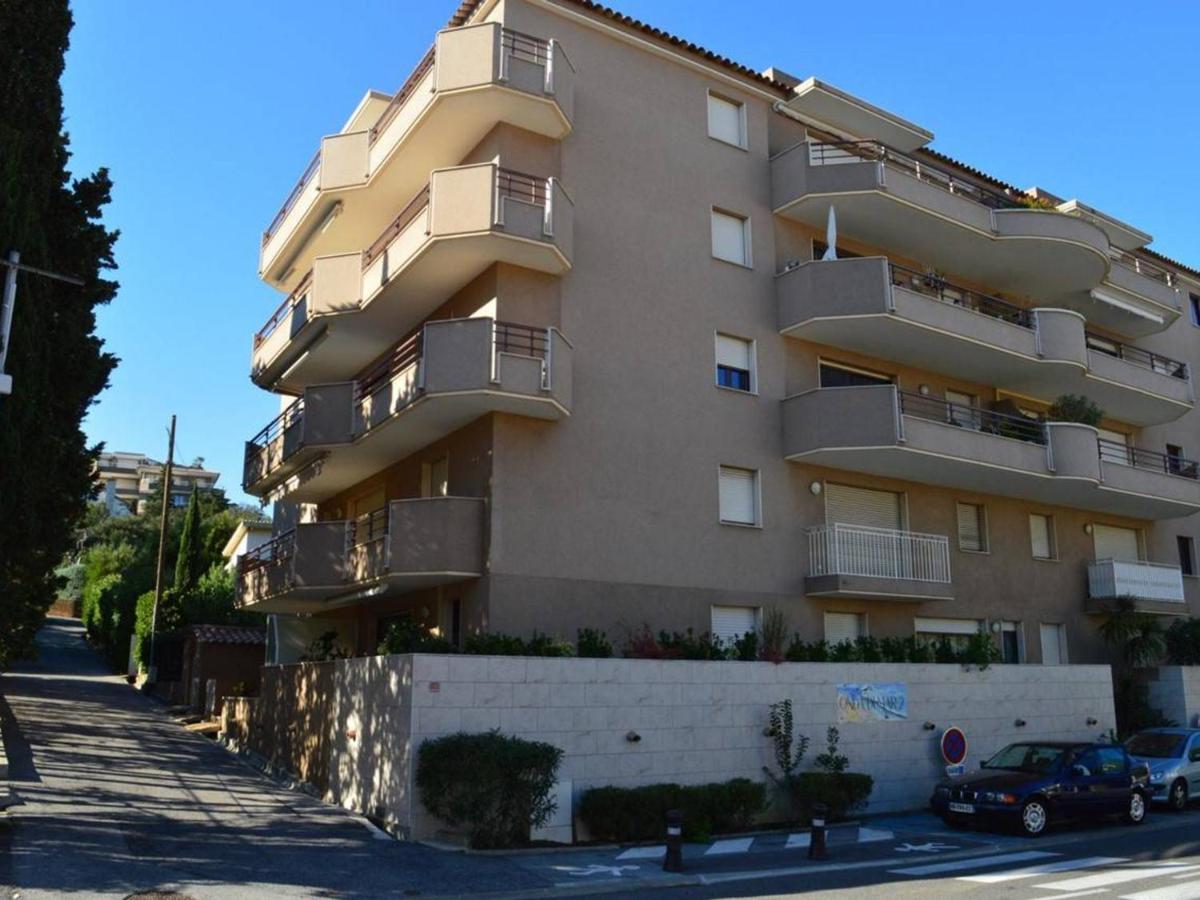 Appartement T3 lumineux avec terrasse, climatisation, garage et Wifi à 2 pas des plages - Cavalaire - Chambres d'hôtes Cavalaire-sur-Mer