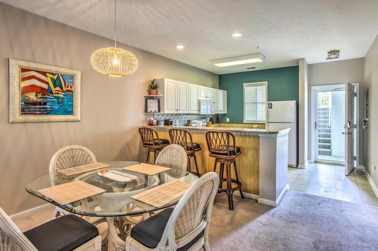 Sunny Coastal Condo about 1 Mi to N Myrtle Beach! - B&B Myrtle Beach