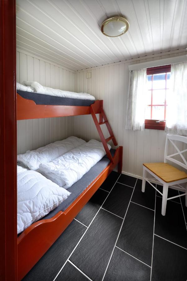 Cottage (4 Adults)