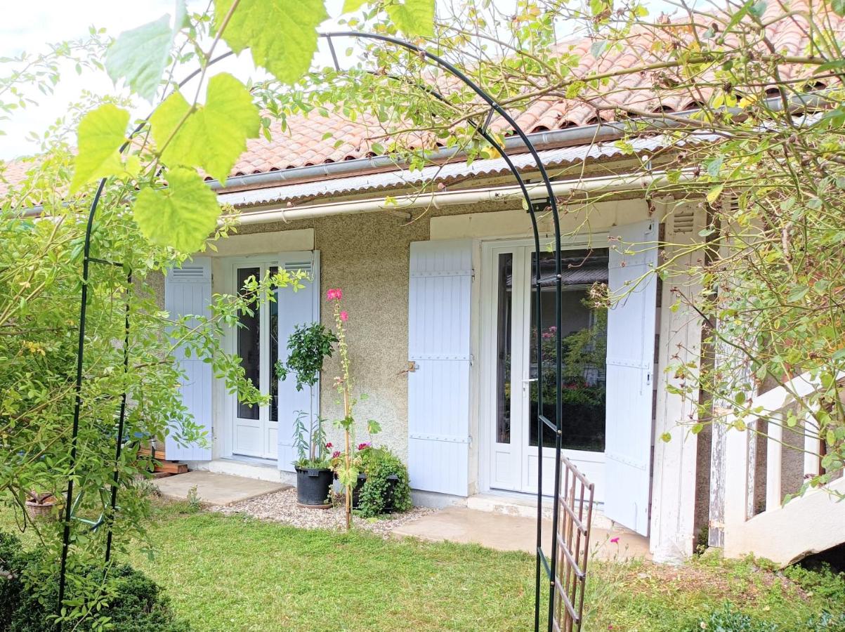 Un paradis de verdure en plein centre ville - B&B