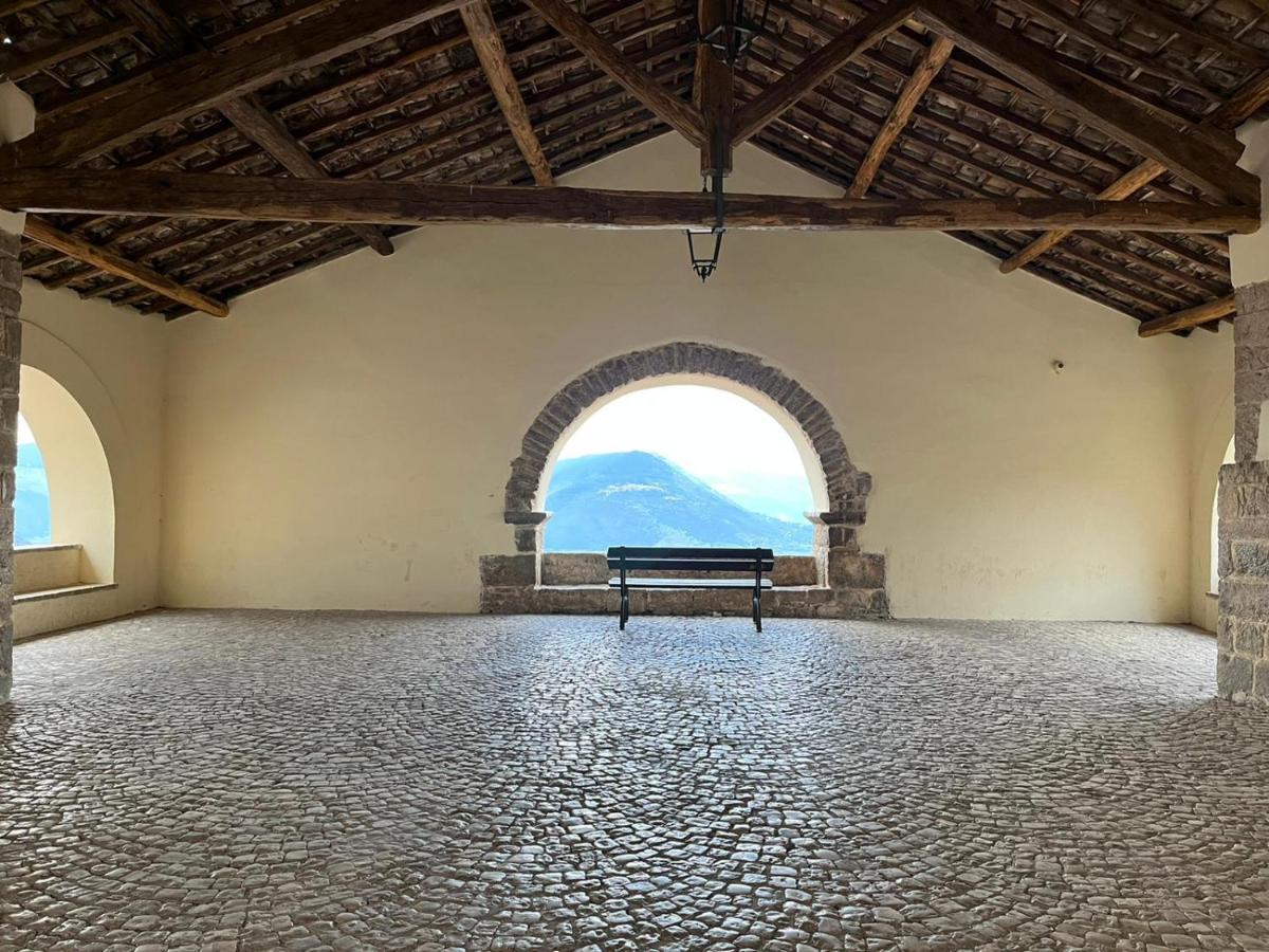 Dai Dico La pace nel borgo - B&B Maenza