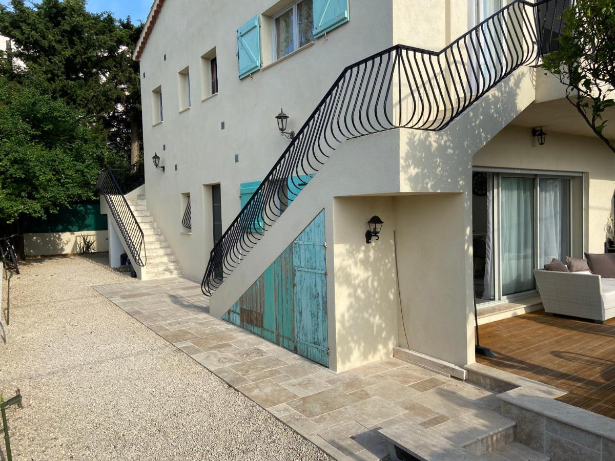 2 pièces en RDJardin avec 2 grands Terrasses - B&B