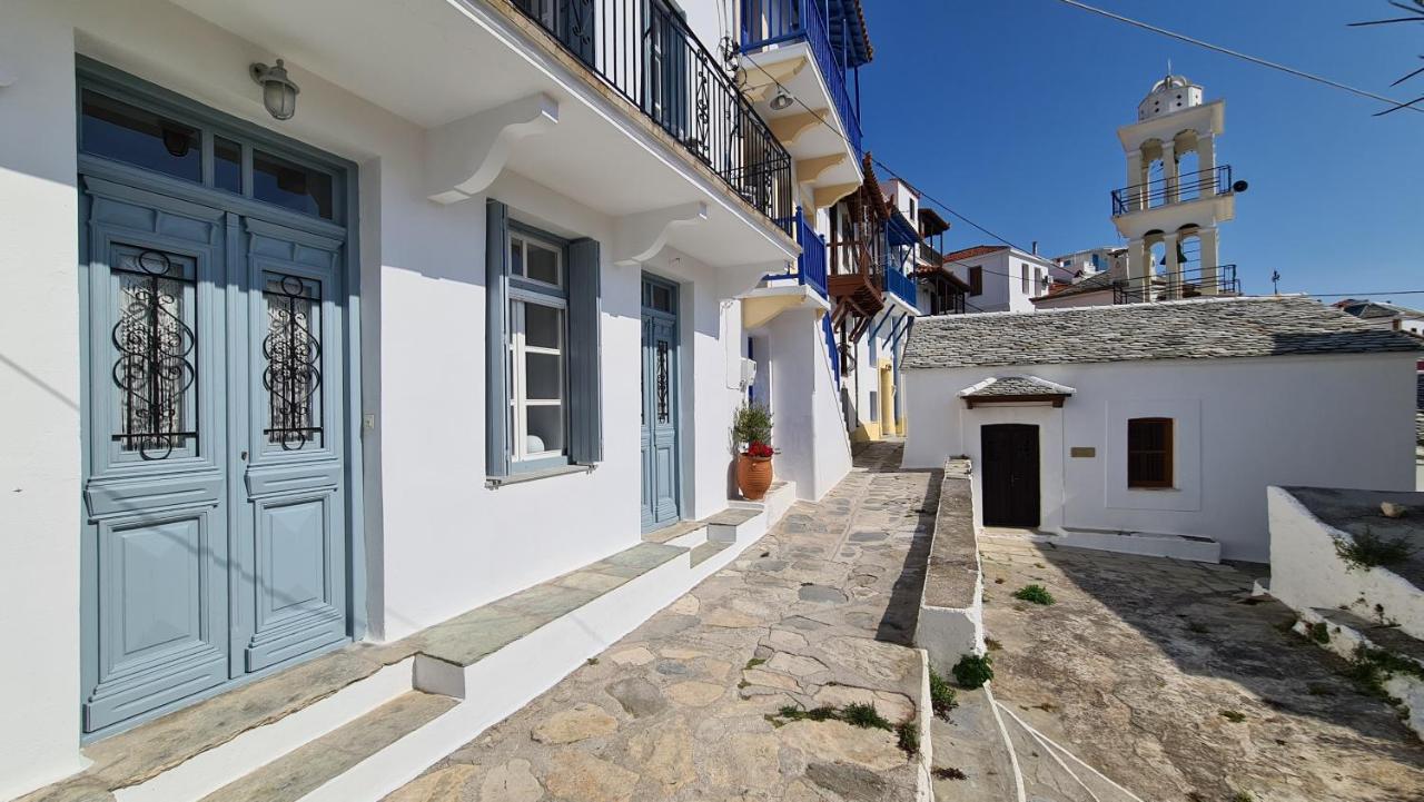 Townhouse Christos - Bed and Breakfast