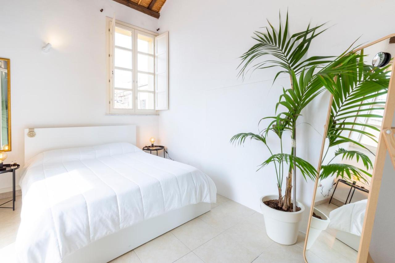 Castello Attic Sunset Terrace - Ferienwohnung Cagliari