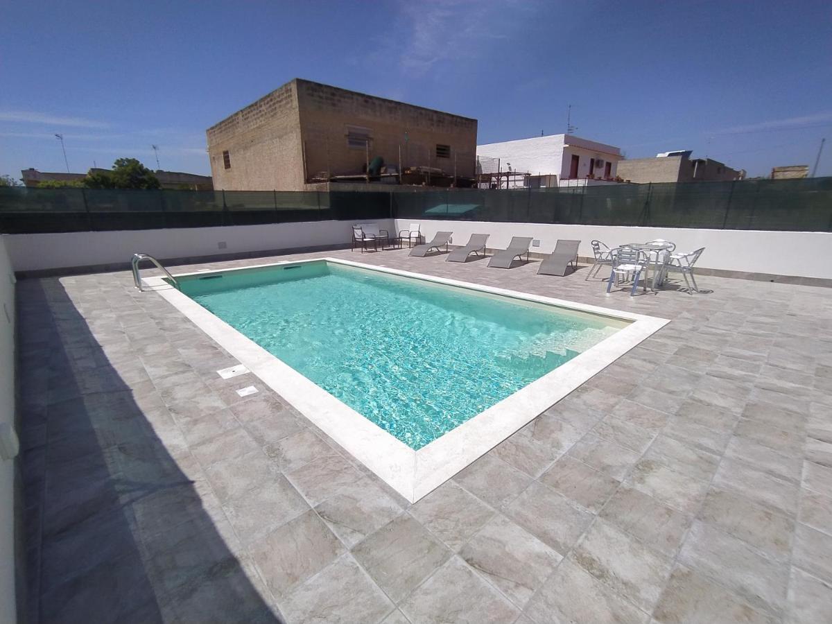 APPARTAMENTO CON 3 CAMERE CON BAGNO INTERNO, CUCINA Sea & Sun 2 - Bed and Breakfast Triscina