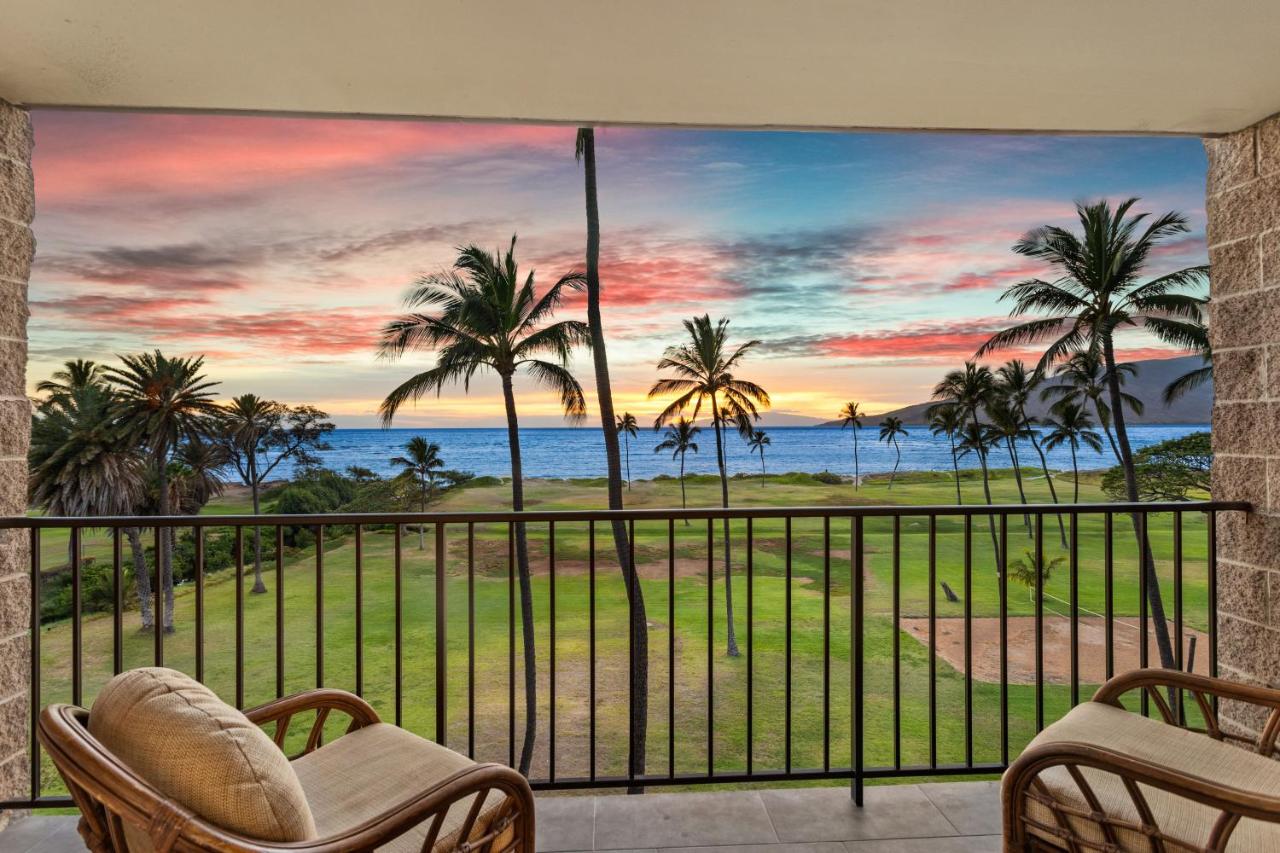 B&B Kīhei - Kauhale Makai 535 - 2 Bedroom, Renovated 5th Floor Oceanfront Condo, Pool - Bed and Breakfast Kīhei