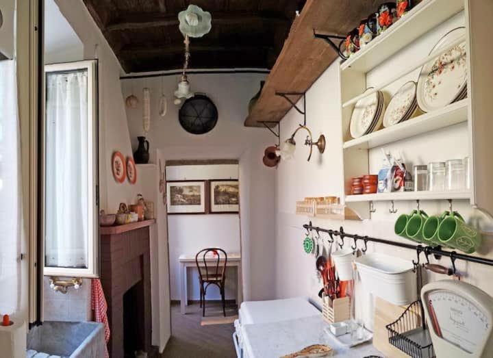 B&B Capodimonte - BIANCOFIORE Alloggio Turistico - Bed and Breakfast Capodimonte