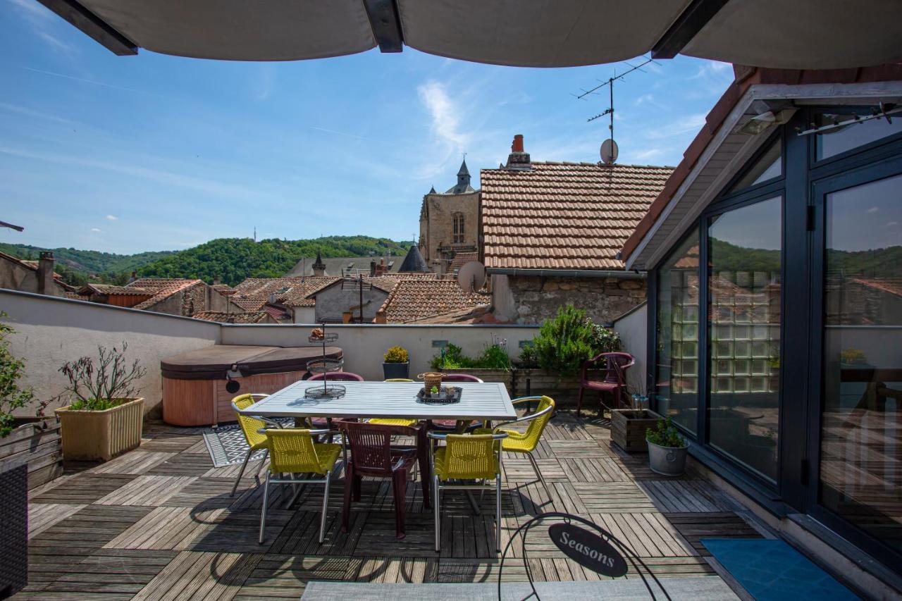 B&B Villefranche-de-Rouergue - Superbe appartement avec jacuzzi sur toit terrasse - Bed and Breakfast Villefranche-de-Rouergue