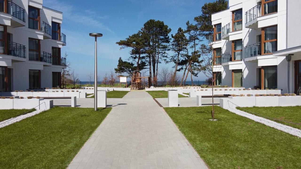 APARTAMENT ELEGANCE RED w Let's Sea Basen&SPA - B&B