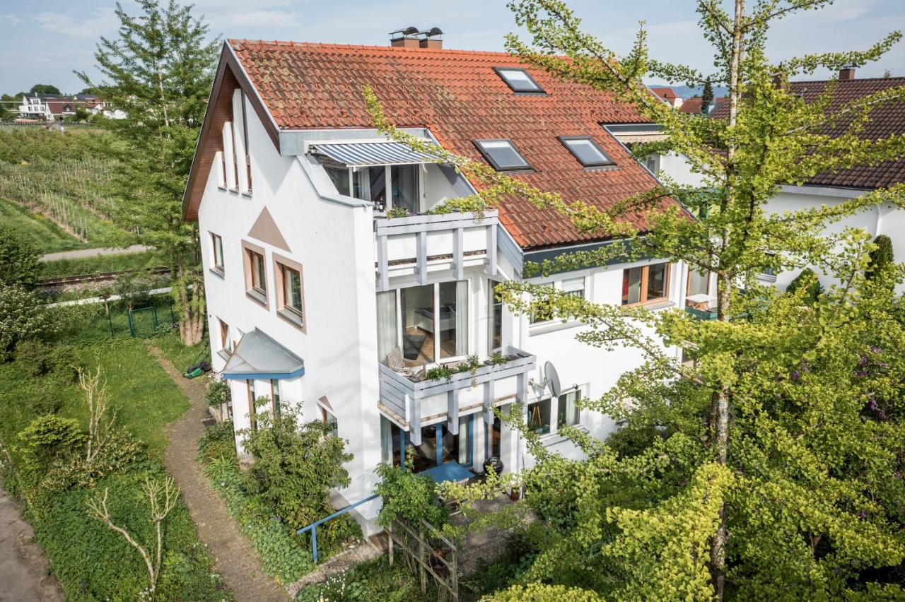Exklusives Josenhaus mit See- und Alpenblick & Gartensauna - B&B