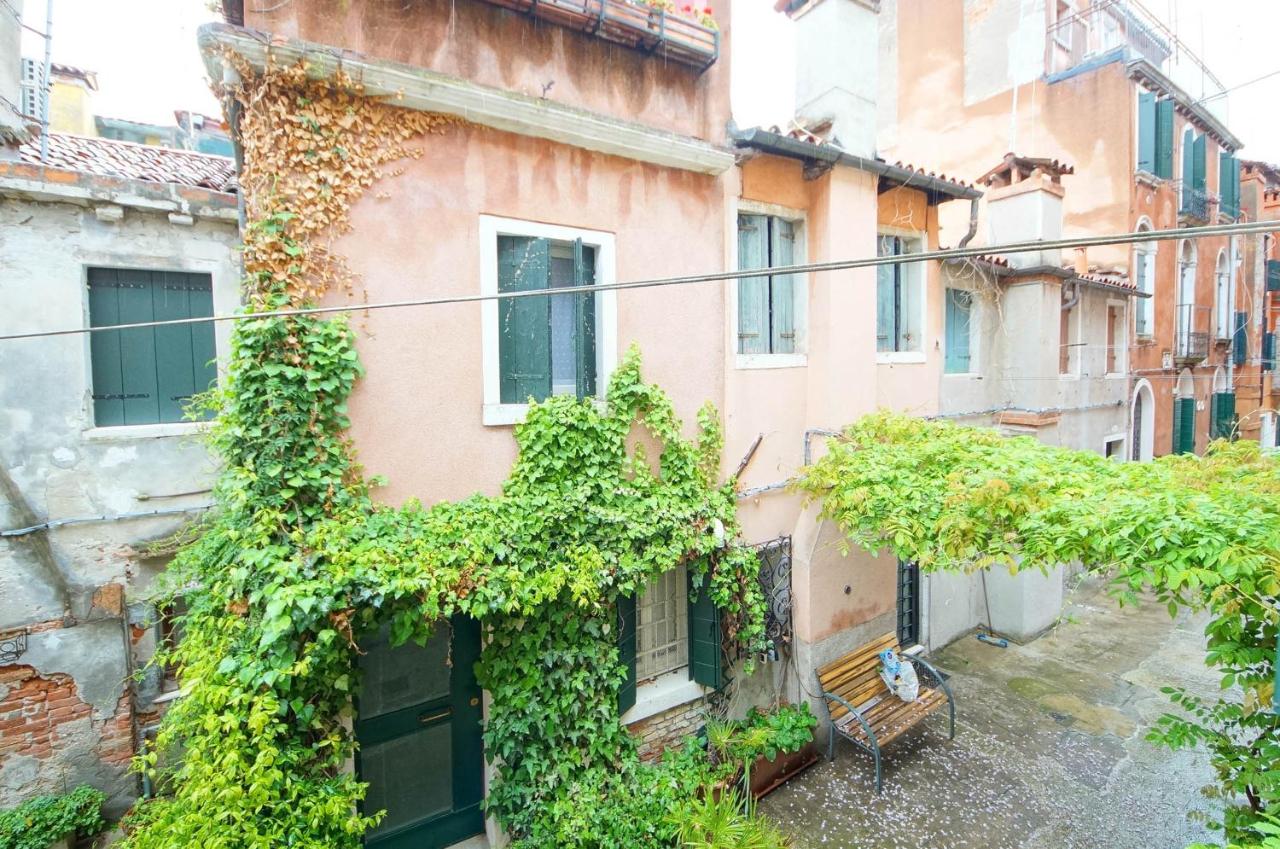DolceVita Apartments N 502 Biennale - B&B