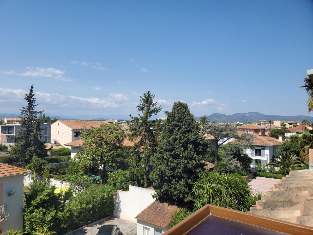 Port FREJUS 3 Pieces climatise 80m2 Proche de tout - B&B Fréjus