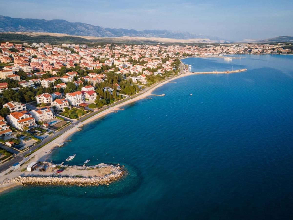 Apartment Pikulo - B&B Novalja