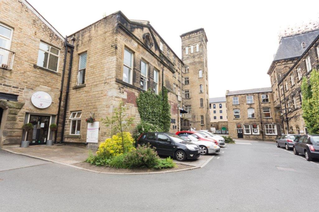 Heritage Serviced Suites - Serviced Apartments - B&B Huddersfield