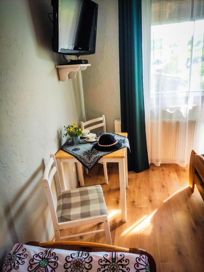 Deluxe Doppelzimmer (2 Erwachsene & 1 Kind)