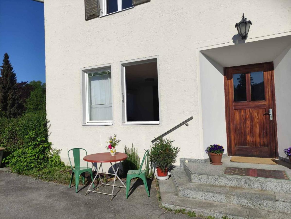 B&B Grafenau - Appartement Sandsteig 1 - Bed and Breakfast Grafenau