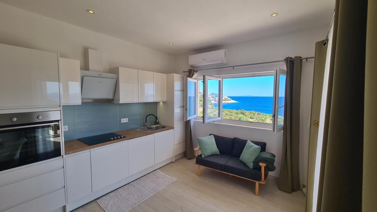 Apartments Tanja - B&B Zavalatica