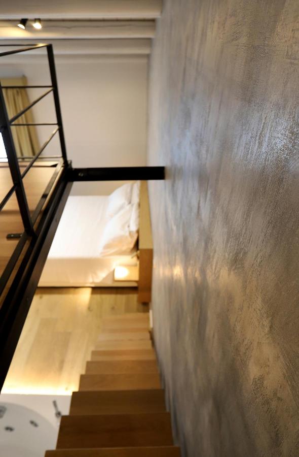 Suite with Spa Bath