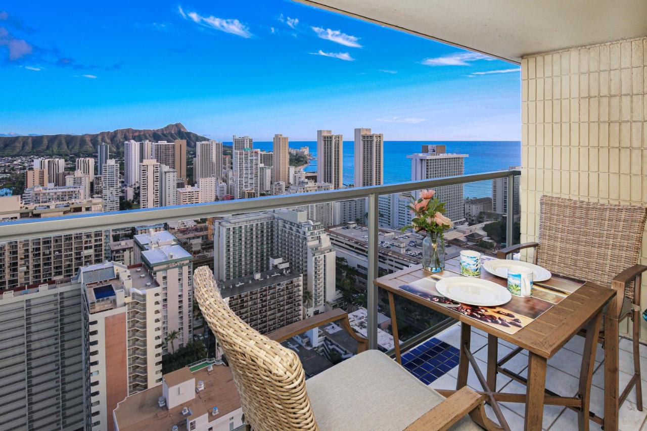 B&B Honolulu - Stylish Studio with Great Ocean Views & Near Beach! - Bed and Breakfast Honolulu