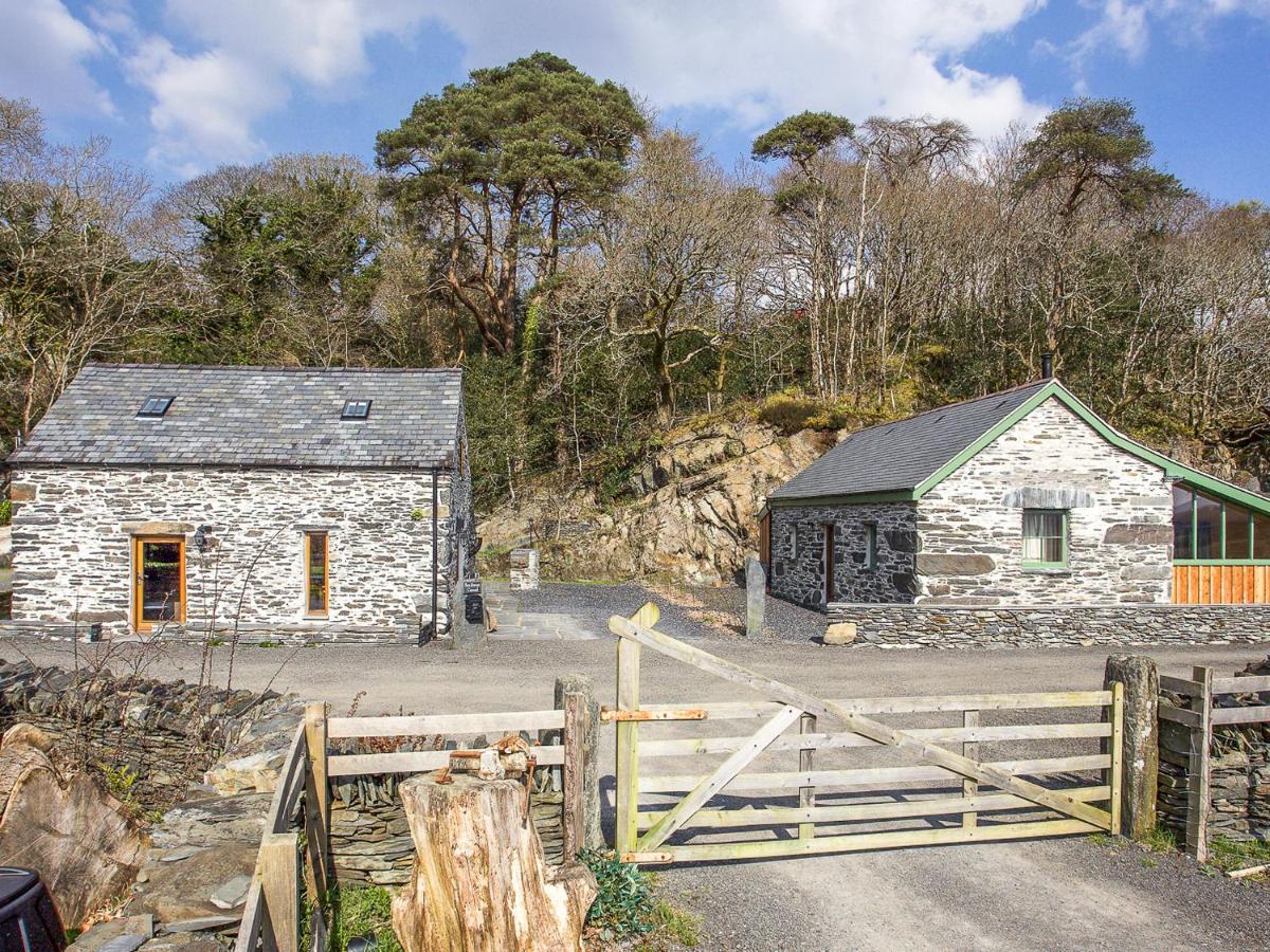 B&B Penrhyndeudraeth - Tyn Llwyn Cornel - Bed and Breakfast Penrhyndeudraeth