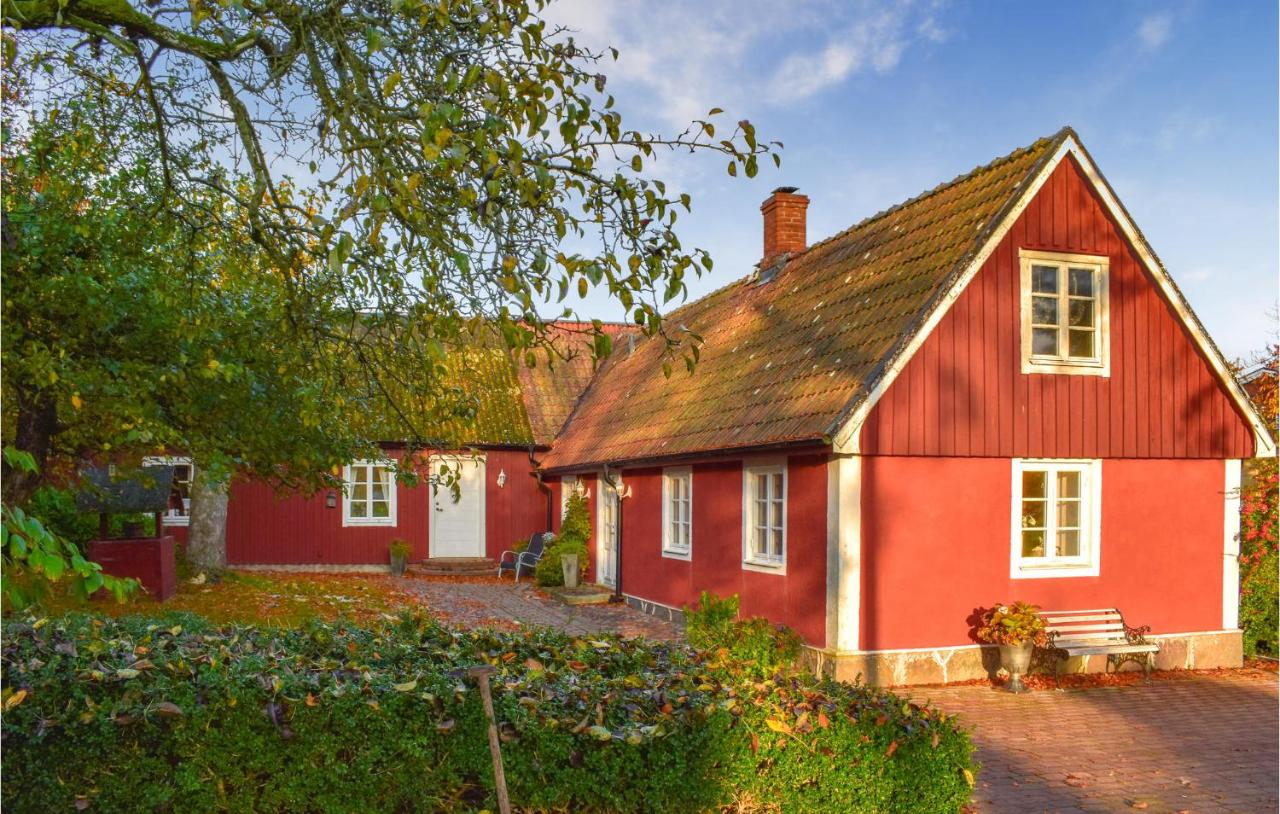 B&B Ystad - 3 Bedroom Pet Friendly Home In Ystad - Bed and Breakfast Ystad