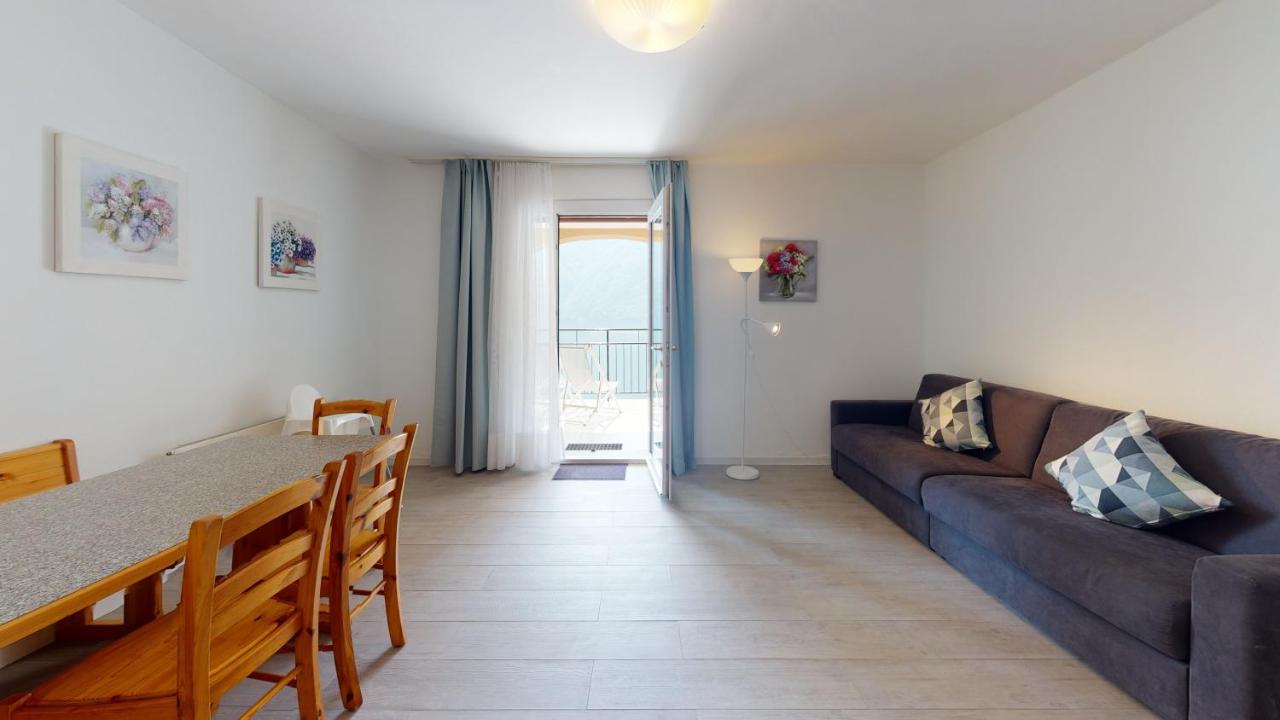 Appartamento con 1 Camera da Letto e Vista Lago