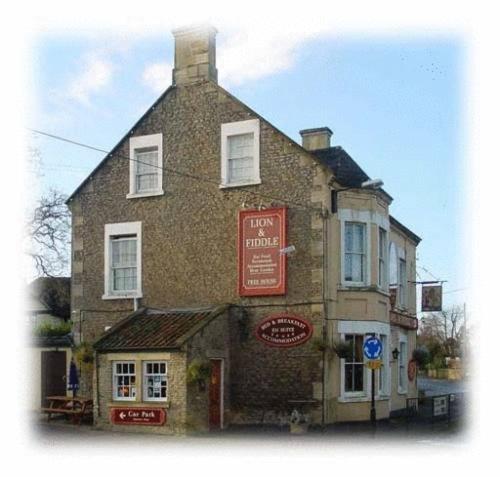 B&B Trowbridge - Lion and Fiddle - Bed and Breakfast Trowbridge