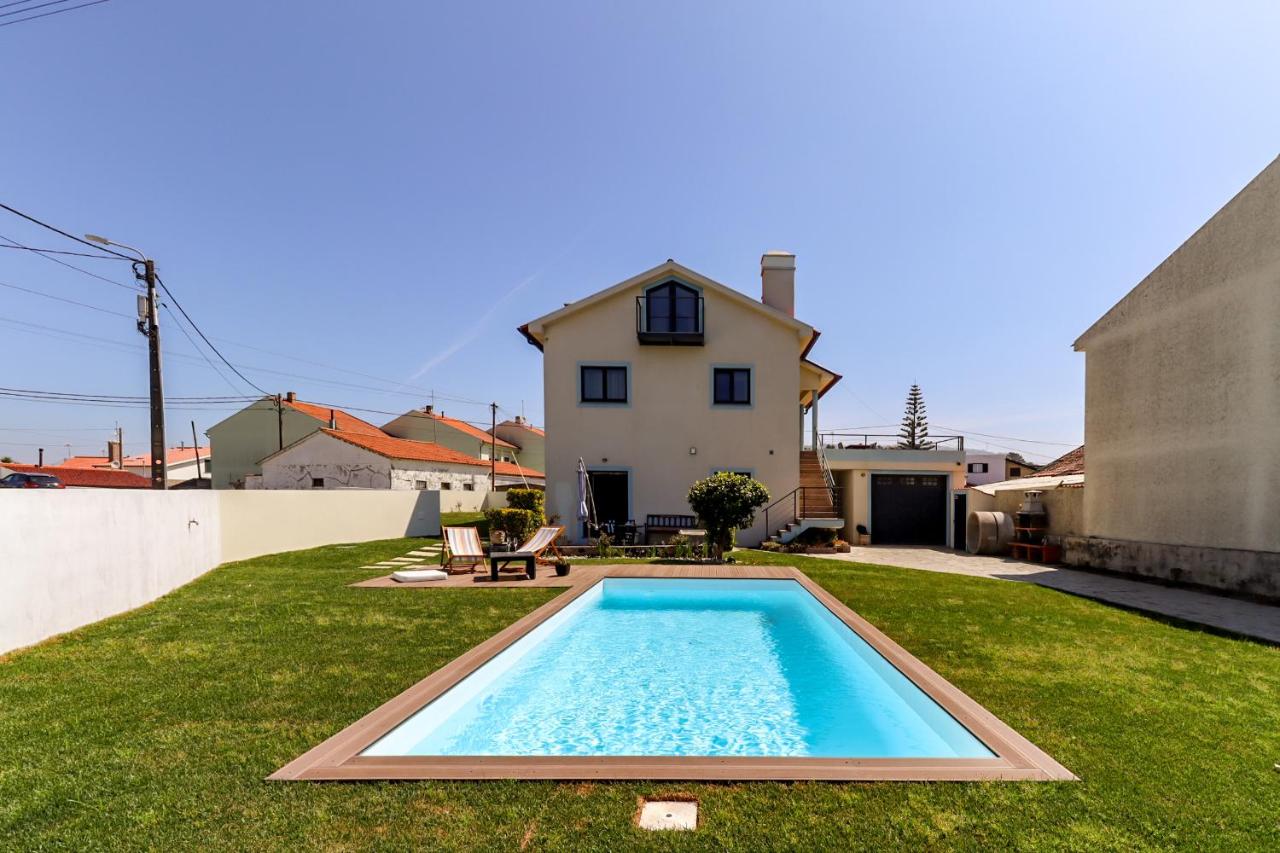 Viana Fishers House - Pool & Beach ! - Bed and Breakfast
