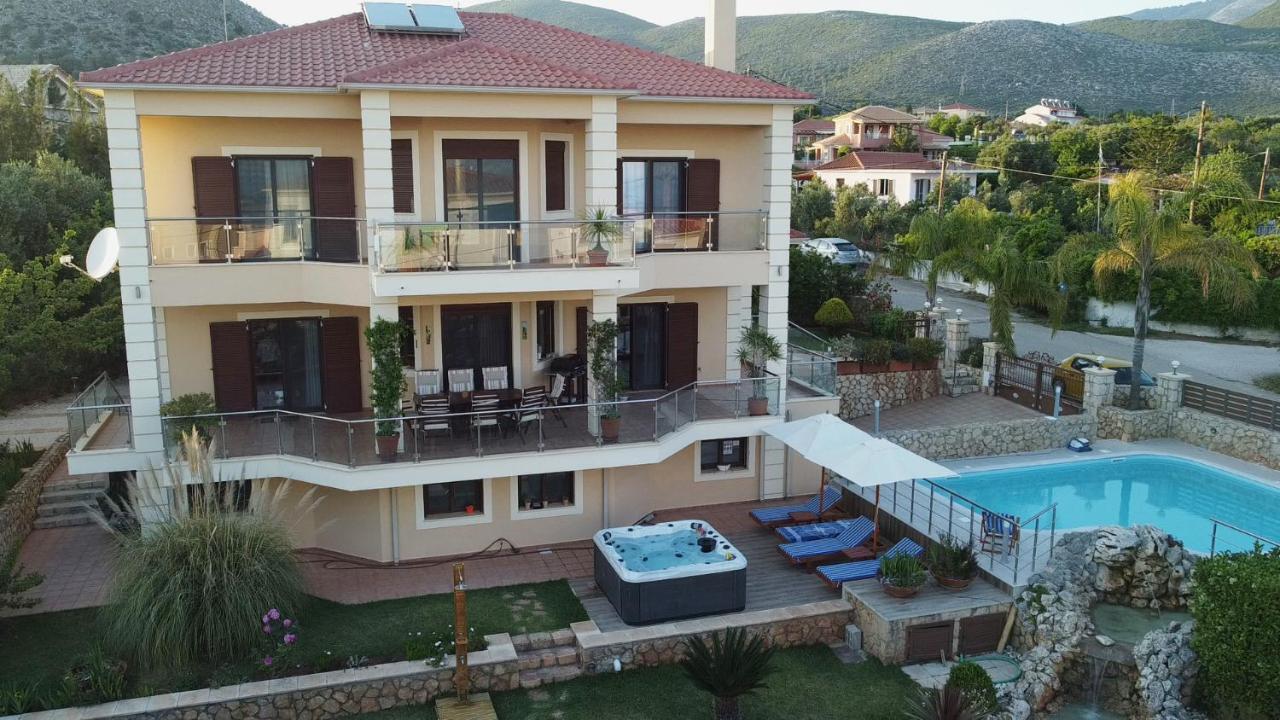 B&B Karavádhos - Villa Omega Kefalonia - Bed and Breakfast Karavádhos