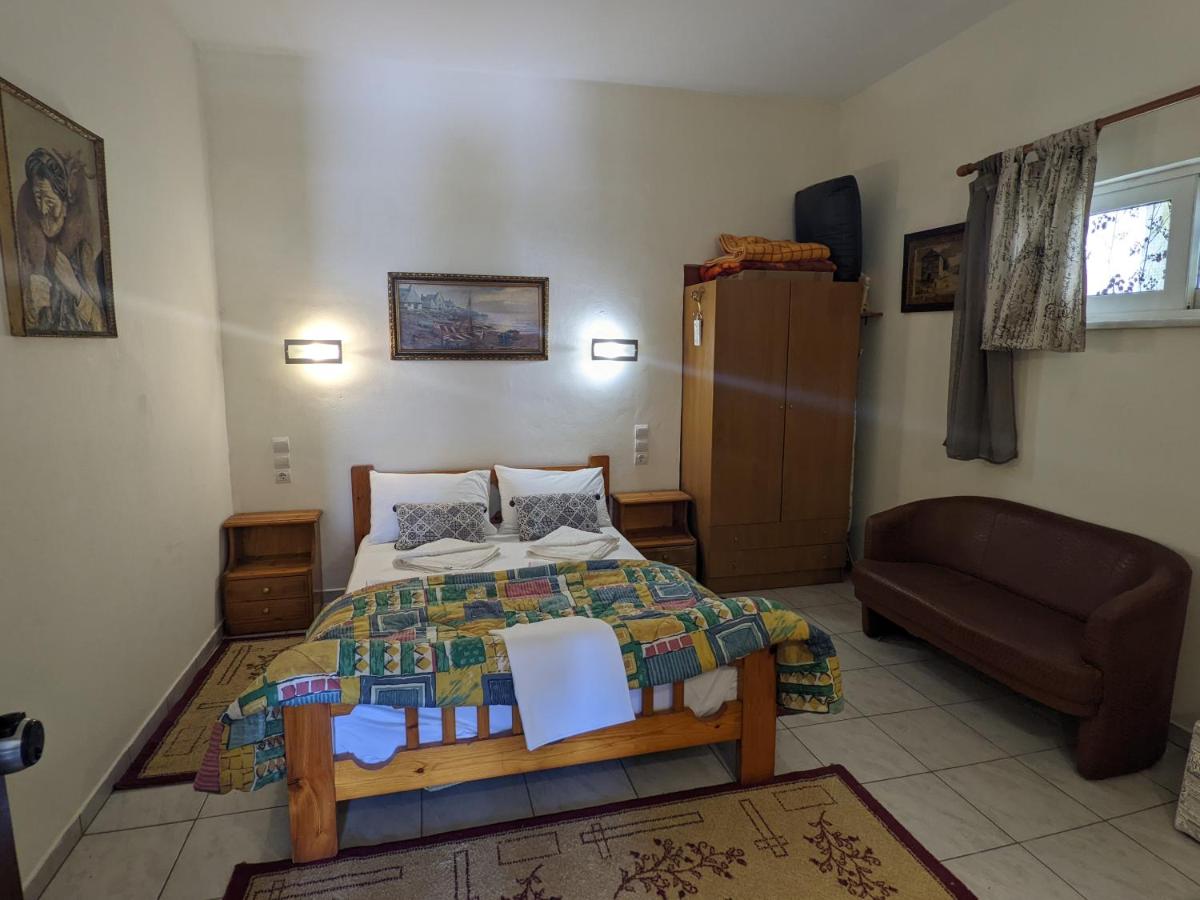 B&B Stalós - Modern 1-bedroom with BBQ & Roof Garden near Beach - Bed and Breakfast Stalós