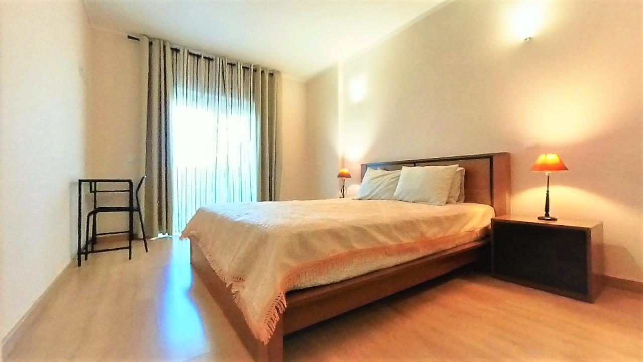 One-Bedroom Apartment with Sea View