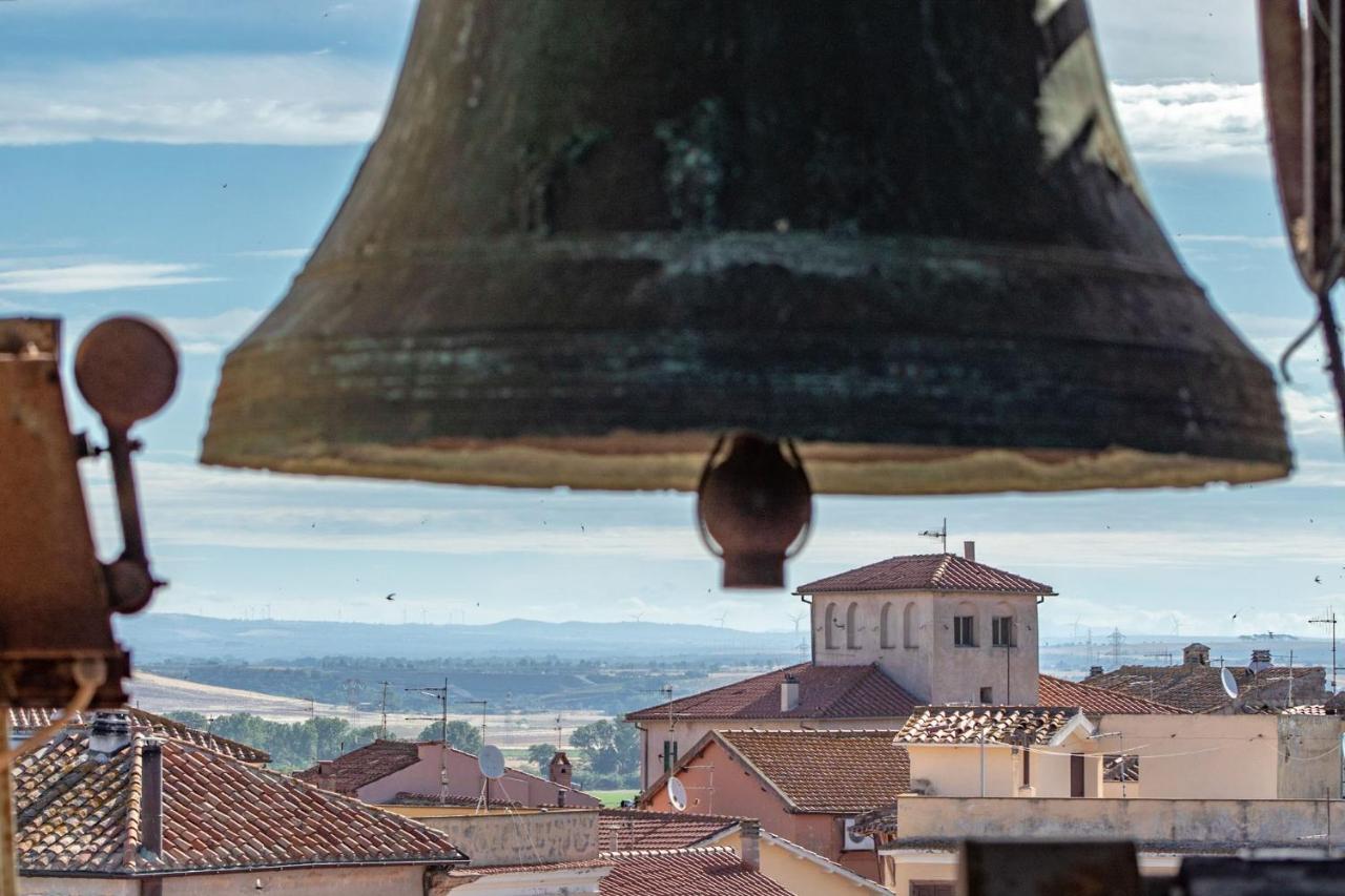 Camera Torre Panoramic - B&B
