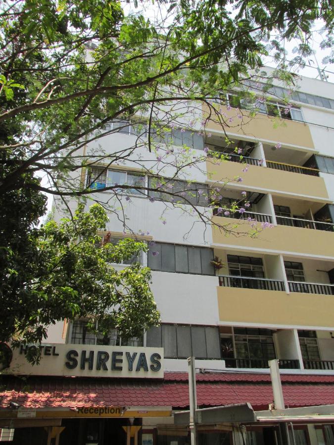 B&B Pune - Hotel Shreyas - Bed and Breakfast Pune