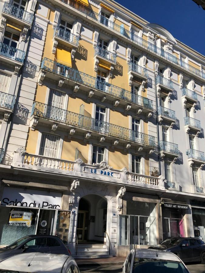 Superbe appartement indépendant en centre ville - B&B