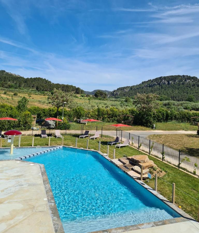 Safaritent Glamping de L'Olivigne - B&B