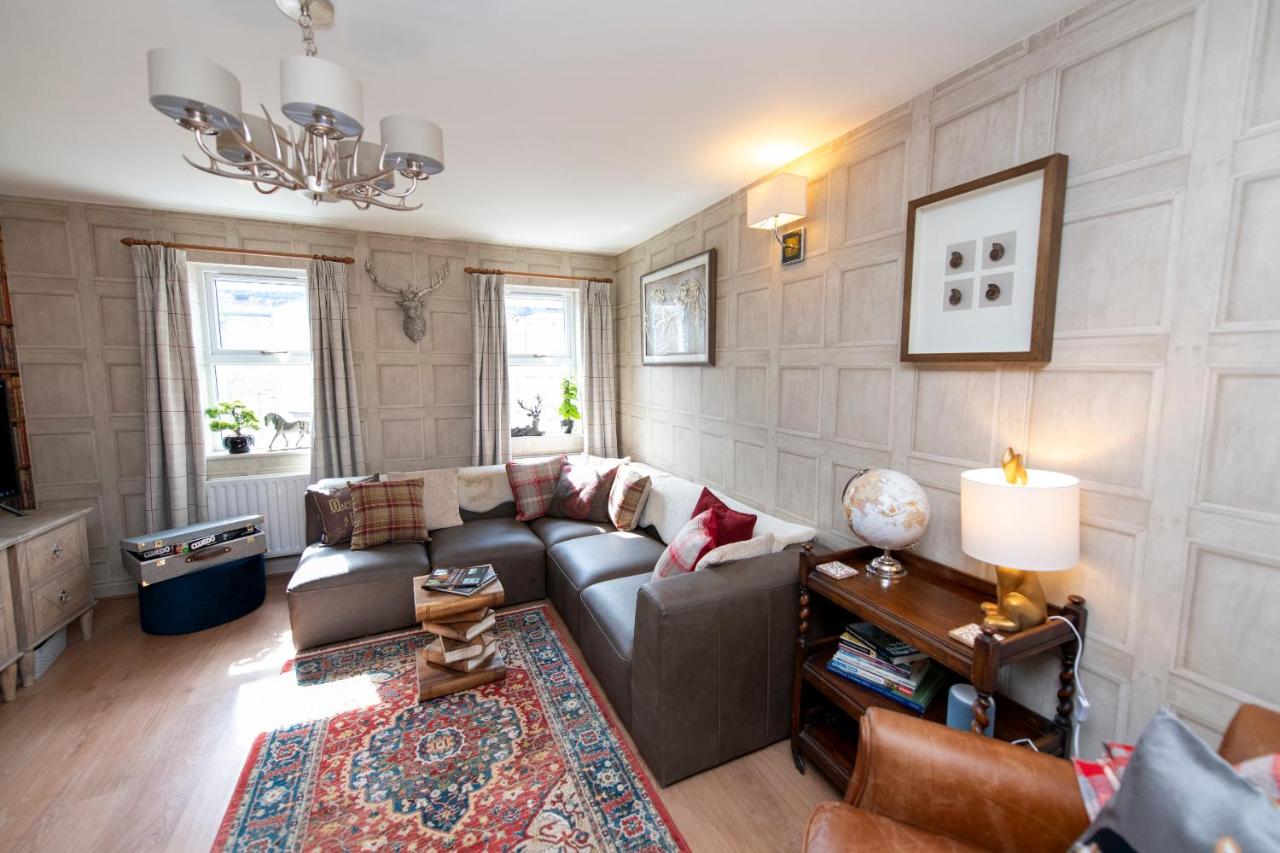 B&B Oxford - 3 Bedroom House - a very British place to stay - near city centre ! - Bed and Breakfast Oxford