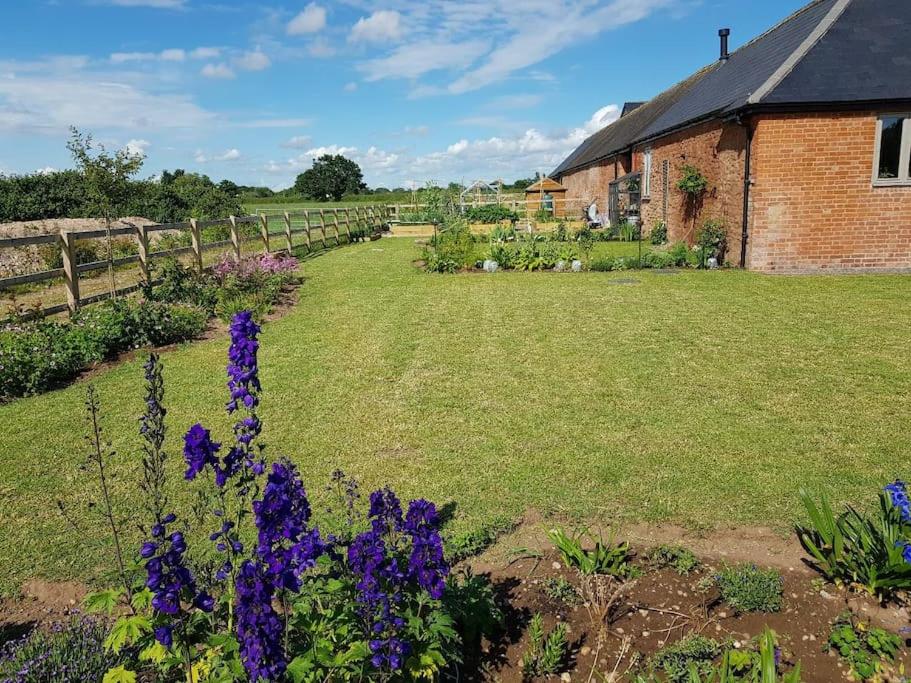 B&B Exeter - Sweet Meadow Lodge - Bed and Breakfast Exeter