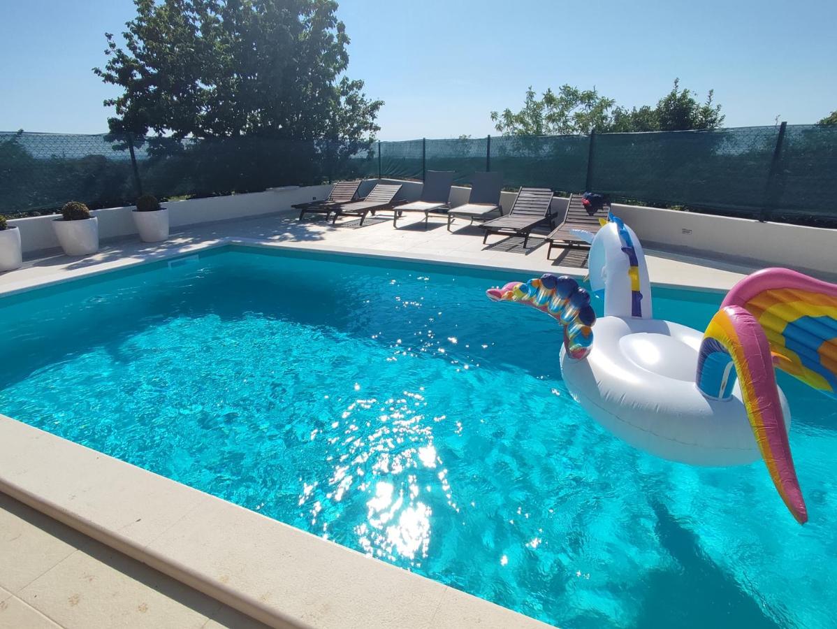 Apartman Aisha - B&B Brtonigla