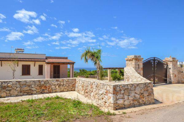RESIDENCE CON PISCINA - B&B