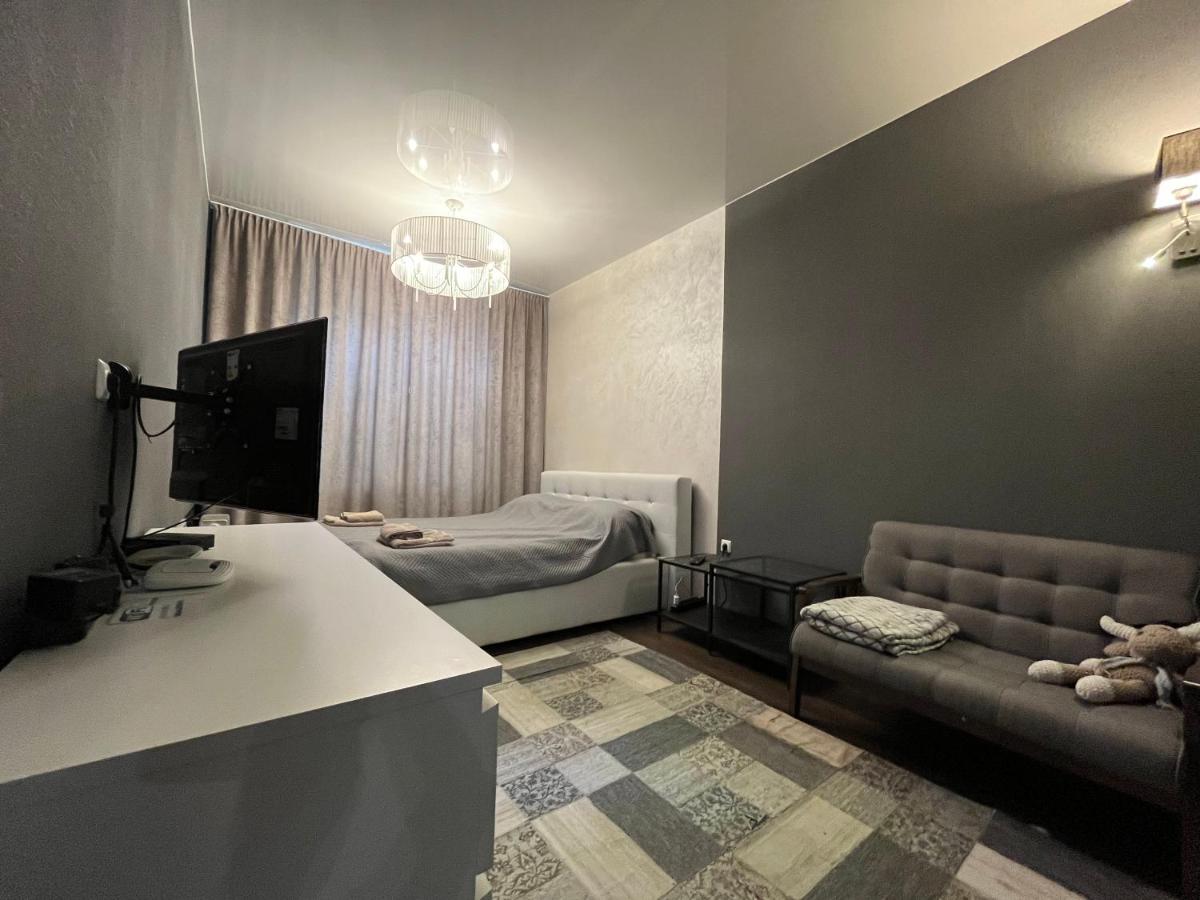 B&B Riga - Kingsize bed Self check in & Smart tv and Parking - Bed and Breakfast Riga