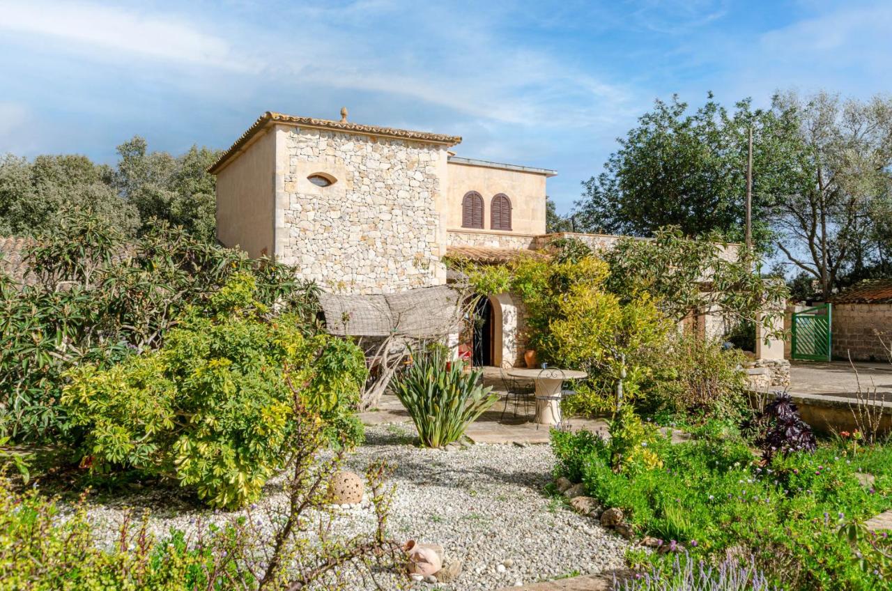 YourHouse Can Jaume, quiet villa with private pool in Arta - B&B Artà