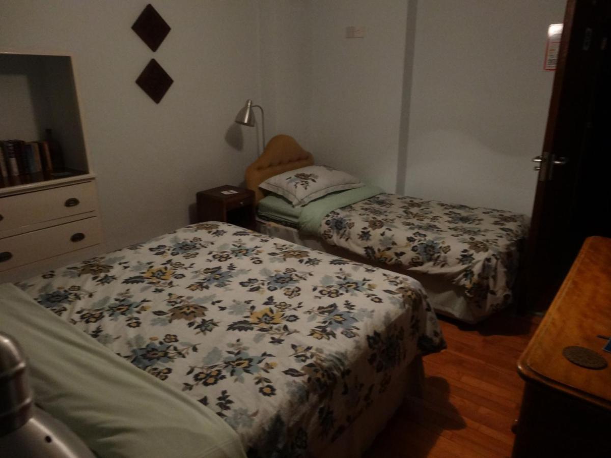 Family Room (2 Adults + 3 Children)