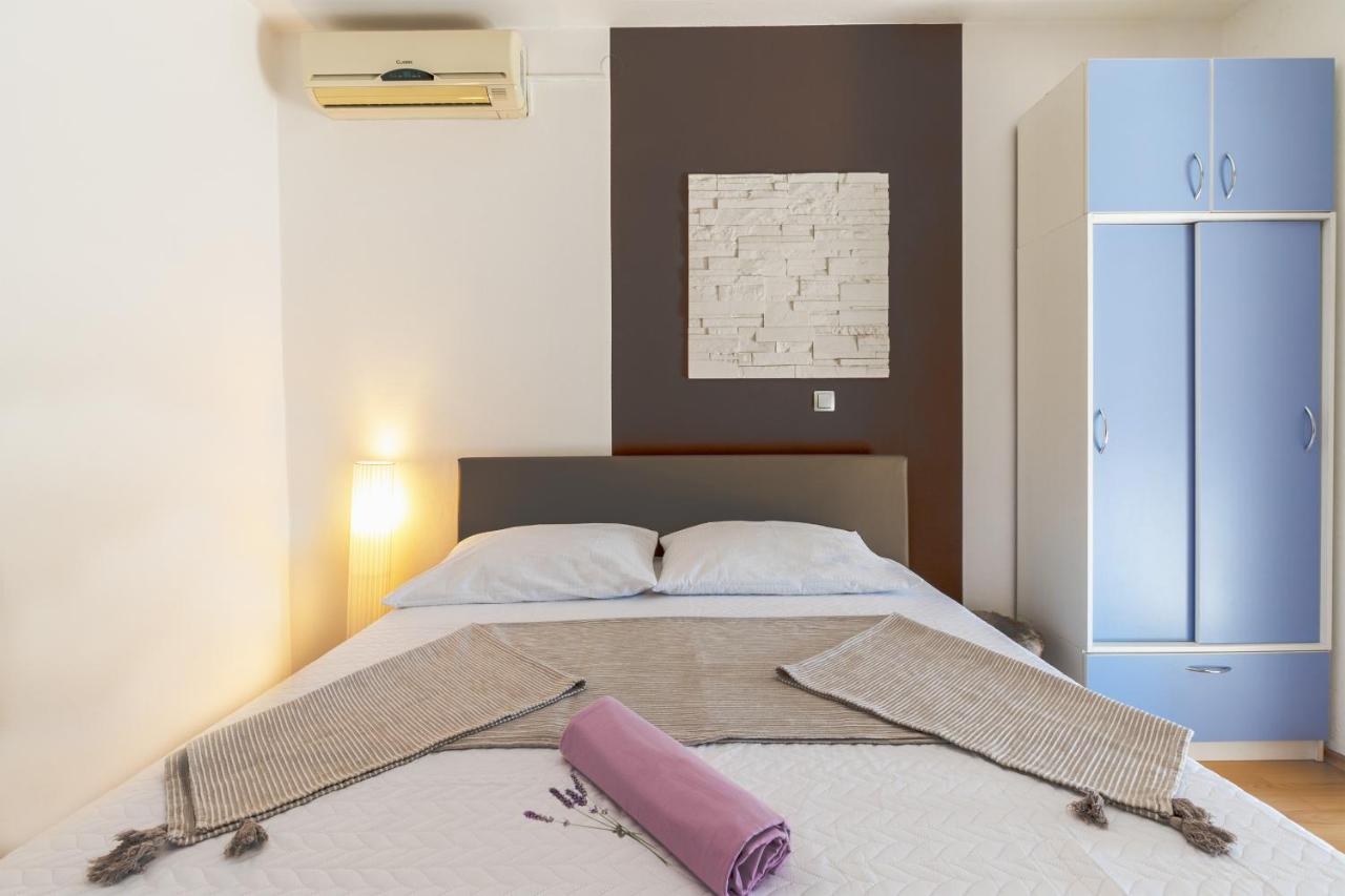 One-Bedroom Apartment (2 Adults) with Sea View and Balcony