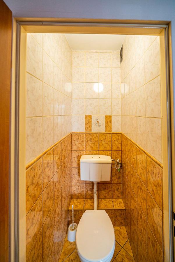Doppelzimmer mit eigenem externen Bad