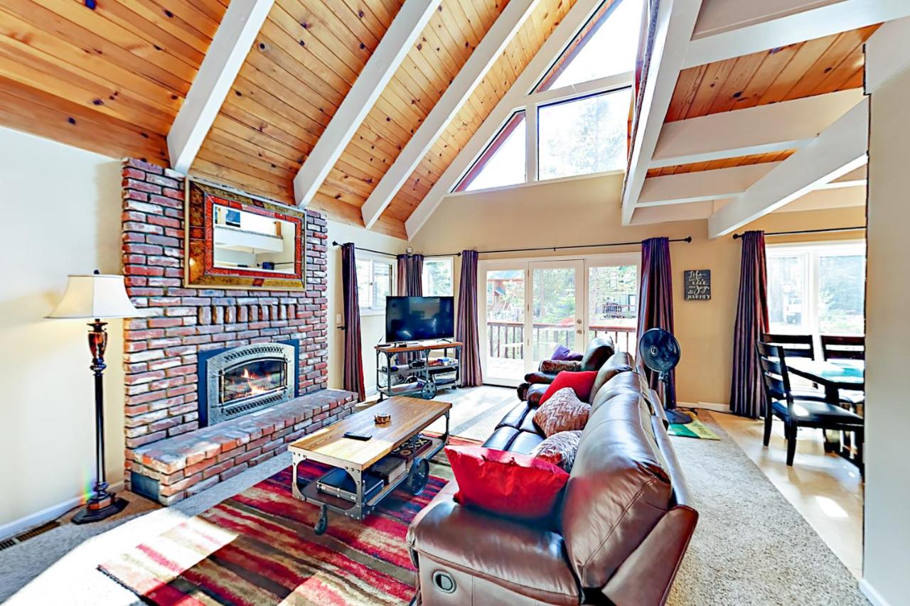 Montgomery Estates Retreat - Bed and Breakfast