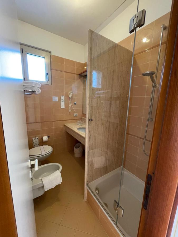 Double or Twin Room with Balcony and Lake View